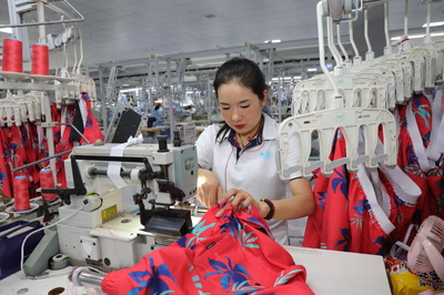 中国医护服产业大会在豫举行 河南已是全国纺织服装制造大省